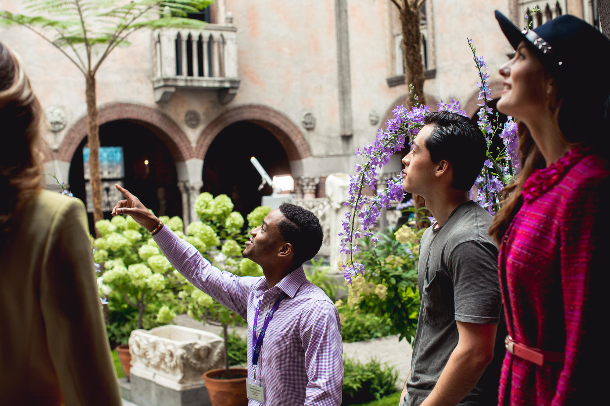 Museum Teacher in the Gardner's Courtyard. Photo by Natasha Moustache.